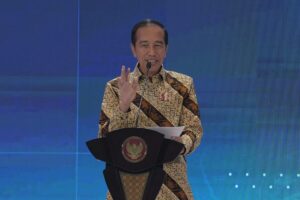 Refleksi 10 Tahun Pemerintahan Presiden Jokowi, Pertumbuhan Ekonomi Signifikan dan Infrastruktur yang Meluas