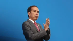 Satu Dekade Presiden Jokowi: Membangun Kepercayaan Dunia dan Memimpin Perdamaian