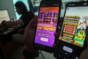 Pentingnya Keterlibatan Seluruh Masyarakat dalam Pemberantasan Judi Online