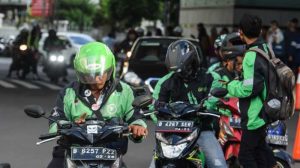 Cetak Sejarah, Pemerintah Dorong Perusahaan Pengemudi Online Bayarkan THR
