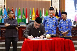 DPRD Sumbar Gelar Paripurna Guna Penetapan Ranperda RTRW Sumbar Tahun 2025-2045