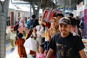 Stok Bahan Pangan dan BBM Tercukupi untuk Lebaran 2025