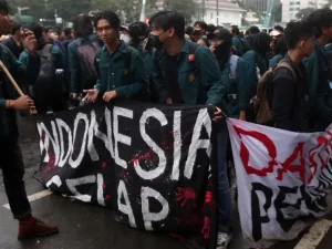 Indonesia Gelap Hanya Ilusi Kelompok Tak Bertanggung Jawab