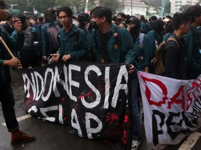 Indonesia Gelap Hanya Ilusi Kelompok Tak Bertanggung Jawab
