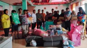 Anak Panti Kehilangan Semua, DPRD Sumbar Bantu Sepatu, Pakaian, dan Dana Tunai