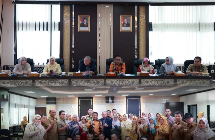 DPRD Sumbar Serius Kawal Aspirasi SLB, Minta Kajian Ulang Pergub Penggabungan Bidang
