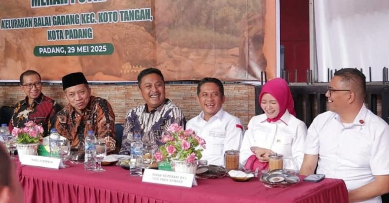 Ketua DPRD Sumbar Dampingi Wamenkop UKM Bahas Pembentukan Koperasi Merah Putih
