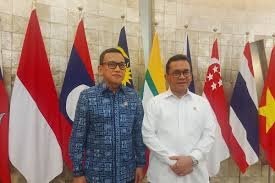 Pemerintah Targetkan Kirim Ratusan Ribu PMI Tiap Tahun