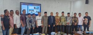 Ranperda Pondok Pesantren Jadi Harapan Baru Bagi Pesantren El Sunuri Terima Bantuan