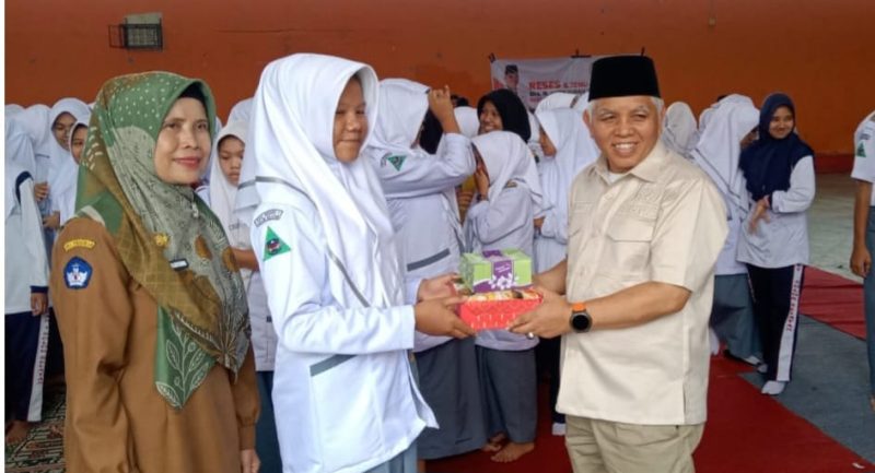 Nurfirman Wansyah Dorong Siswa SMAN 1 Solsel Siapkan Diri Hadapi Tantangan Globalisasi