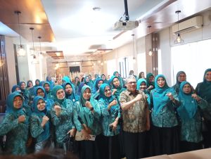 Reses di Padang Timur, Ketua DPRD Sumbar Ajak PKK Perkuat UMKM untuk Tingkatkan PAD