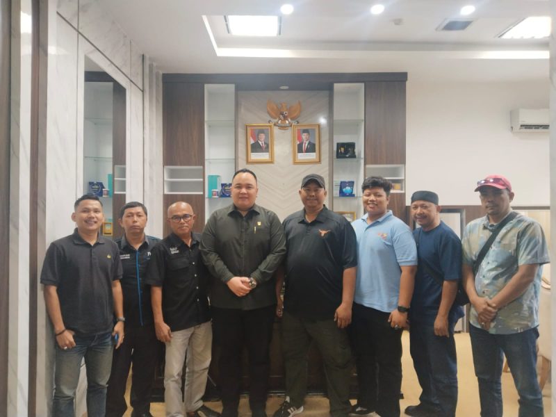 PJKIP Sumbar Audiensi dengan Wakil Ketua DPRD, Dorong Keterbukaan Informasi Publik