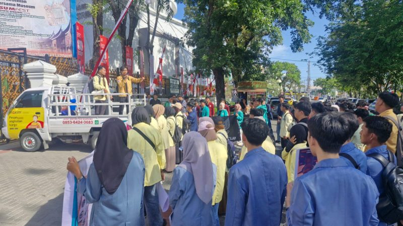 BEM se-Sumbar Sampaikan 12 Tuntutan ke DPRD, Soroti RKUHP hingga Isu Lingkungan